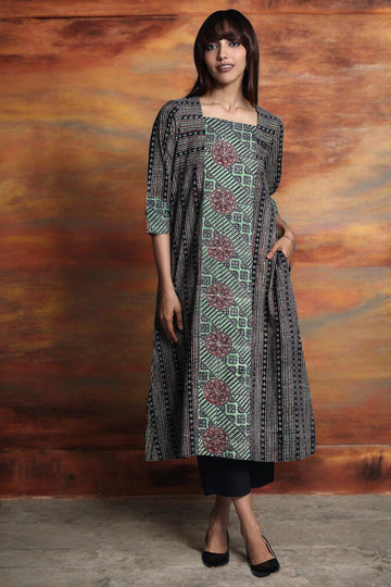 square panelled long kurta - mossy black & mandala treasures