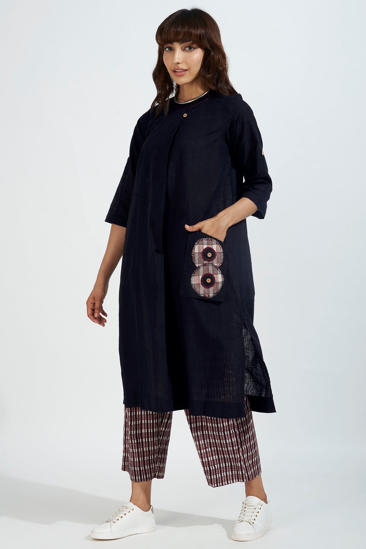 single flap slub texture slit kurta with patch pocket - ebony chic & s ...