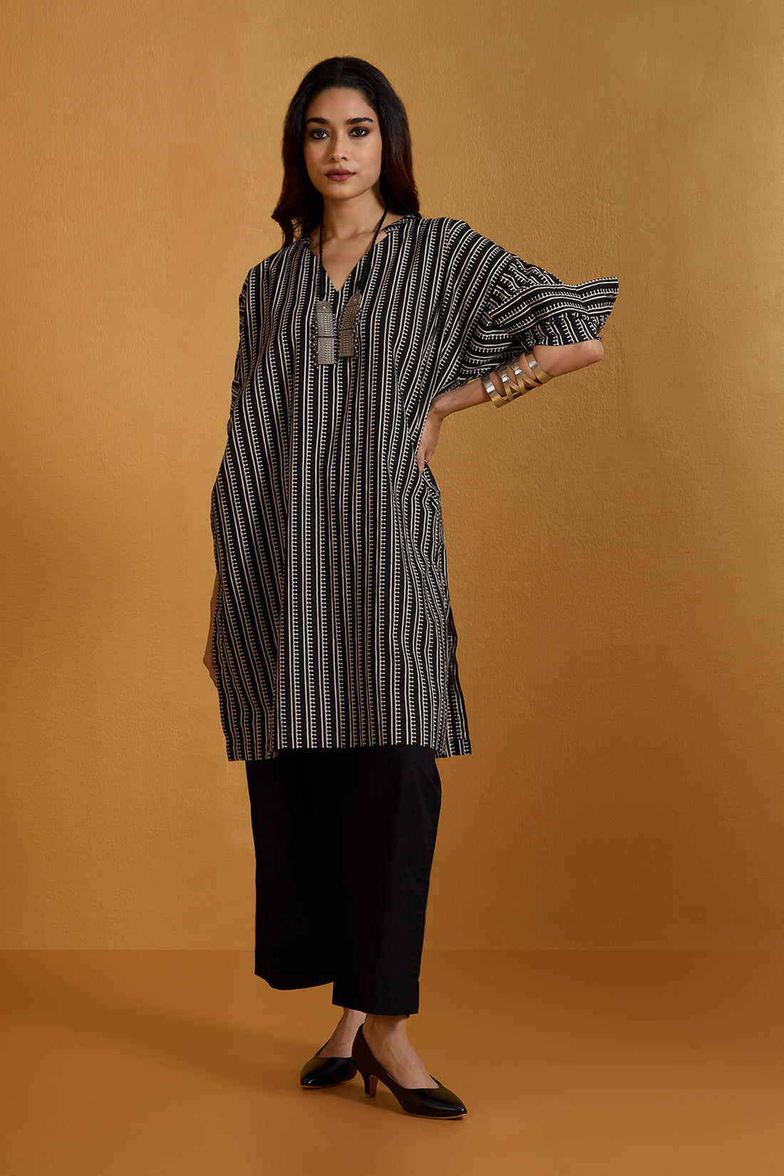 Leisure Geometric Noir Tunic