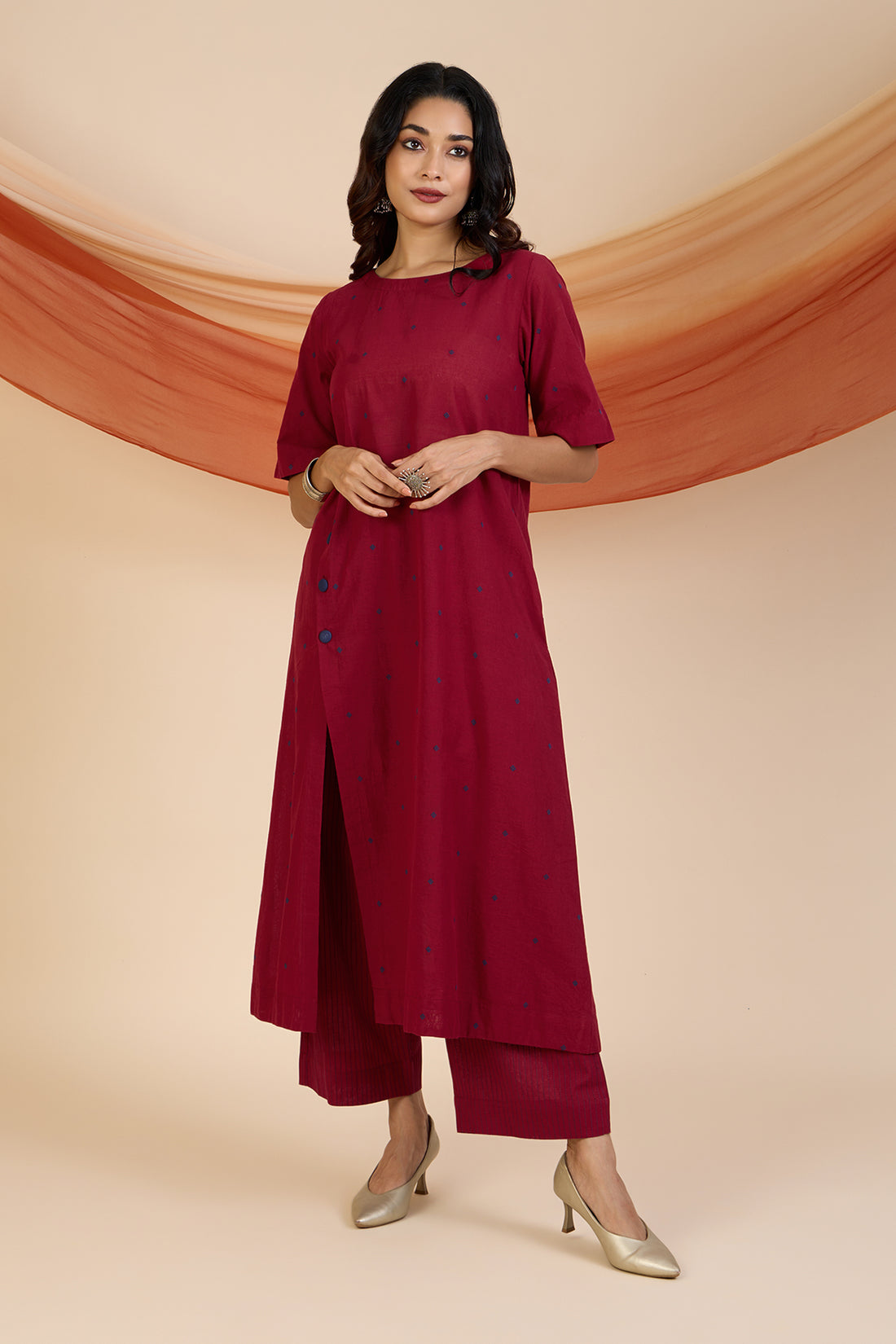 Crimson Tide Side button adjustable slit kurta