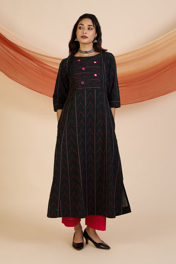 Obsidian Blush Pintuck Yoke Kurta with Pockets