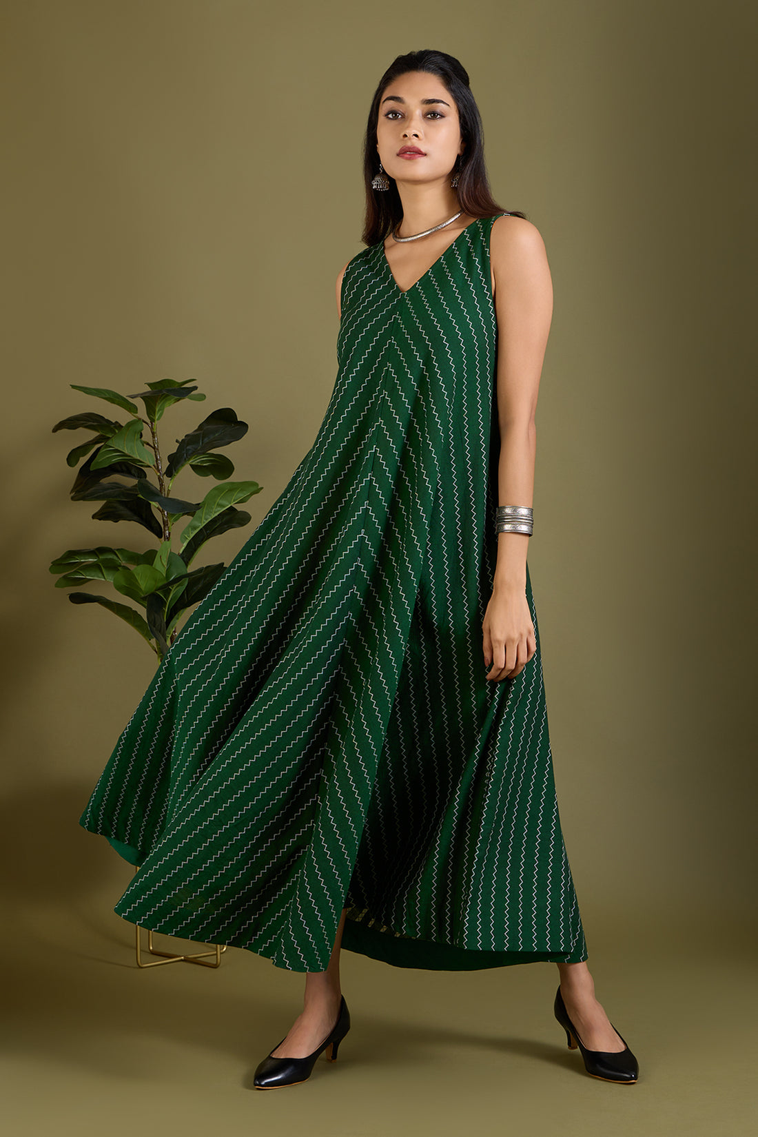 Emerald Zigzag Sleeveless Strap Flared Bias Dress