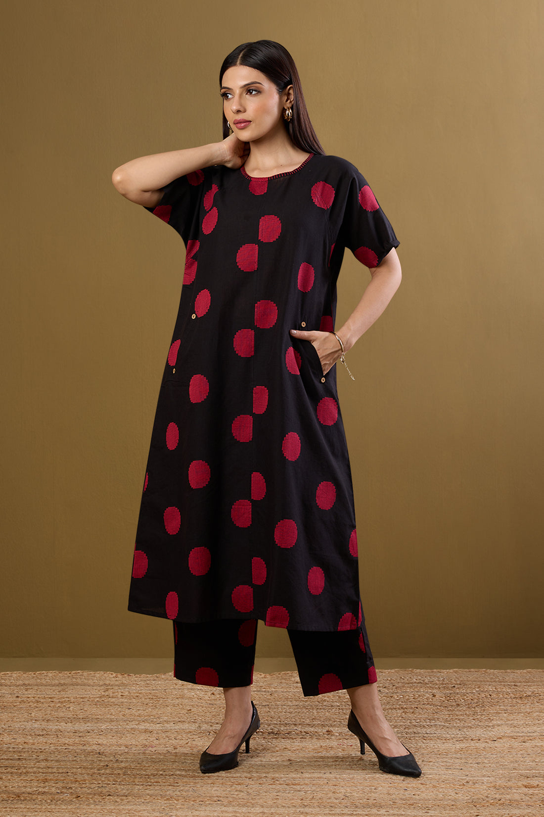 Co-ord set Noir Ruby Dots drop shoulder tunic & pants (set of 2)