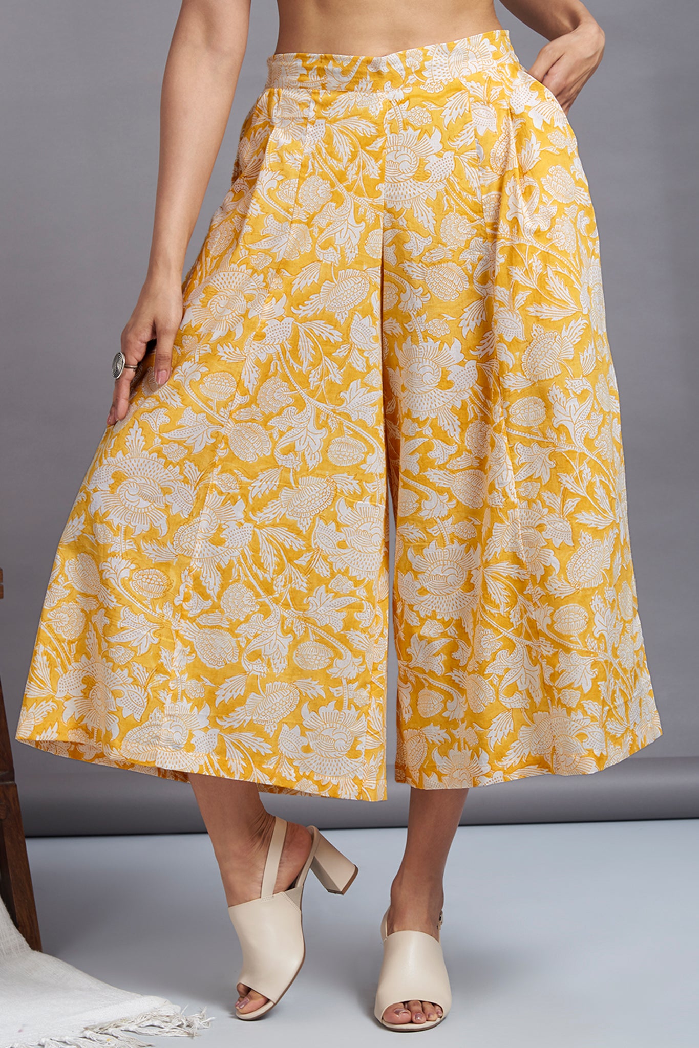 box pleated culotte -sunbeam yellow floral