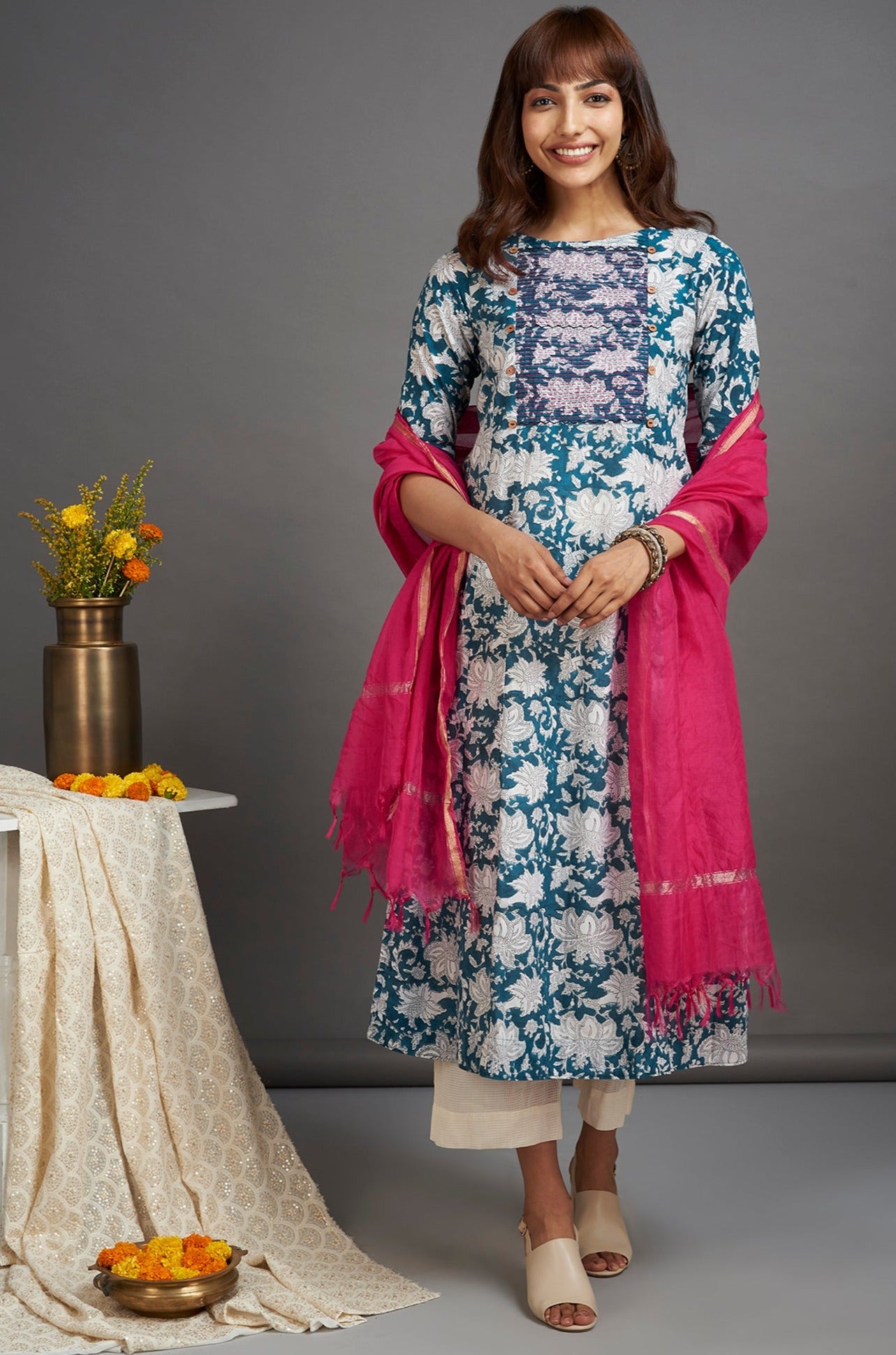 teal zeal & white hyacinth pintuck yoke kurta with pink dupatta