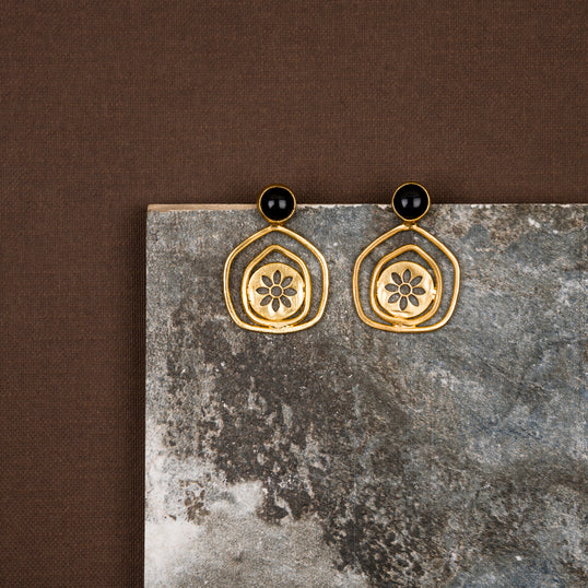 jewelry - berserk - Gold Plated Onyx Pentagon Studs